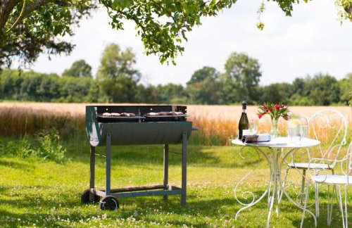 Farm Cottage a cute C17th cottage a walk across the fields to a great pub - Foto 34