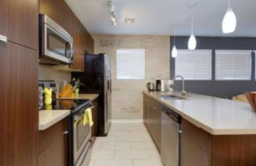 Relaxing 1 Story Villa Hot Tub BBQ By the Strip - Foto 13