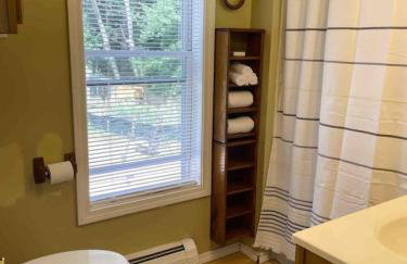 Nothing Fancy Older Pet Friendly Home near I 95 - Foto 27