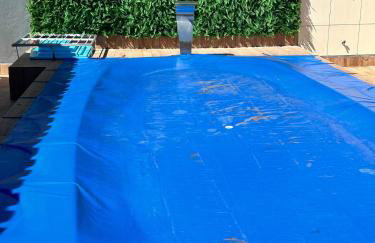 Cosa Aconchegante com Piscina - Foto 7