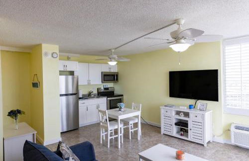 Fort Myers Beach Penthouse Condo - Foto 9