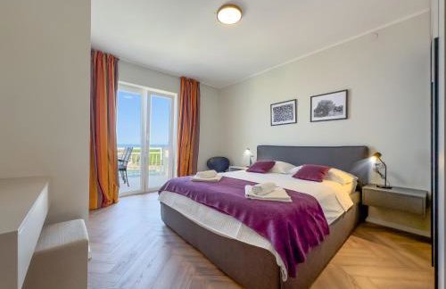 Cecilia Apartments - Photo 16