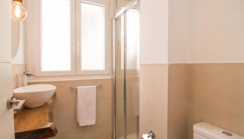 Amplio y moderno apartamento en el centro Granada - Foto 3