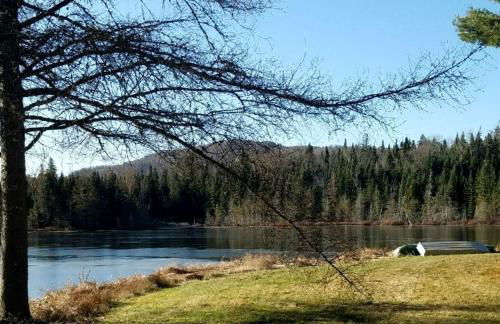 Family Cabin in Stewartstown for a New Hampshire Weekend Getaway - Foto 17