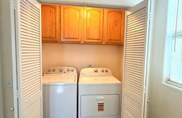 Spacious 3BR 3BA Home ,Sleep 9,3 Car Garage Garden Near DTLA Pasadena Hollywood - Foto 24