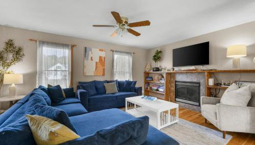 Charming Harwich Home—Relax Explore Cape Cod - Photo 5