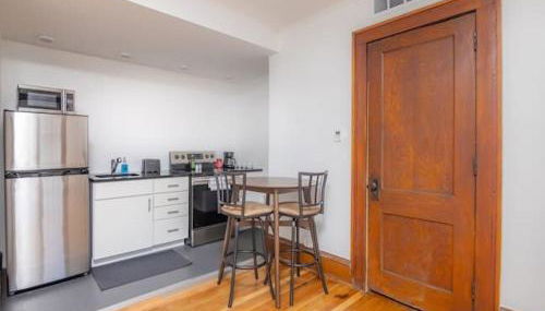 Beautiful 1 Bed Studio Apt Close to Hospitals! - Foto 2