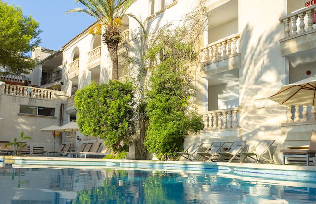 Es Baulo Petit Hotel - Foto 1