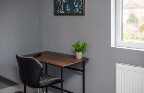 Alt-Stay Accommodation - Lofthouse, Wakefield M1 - 3 Bed En-suite With Parking - Ideal For Contractors & Long Stays - Foto 16