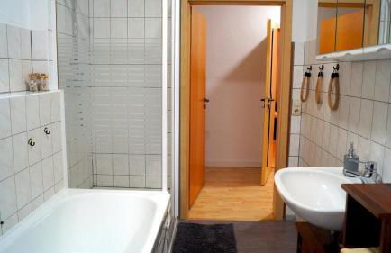 Wohnung nahe Bahnhof und dem Goitzschesee - Foto 5