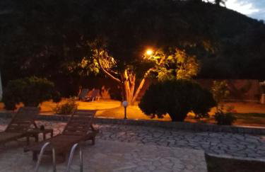 Red Villa - Photo 10