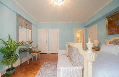 The Grande Mayfair Apartment - Photo 34