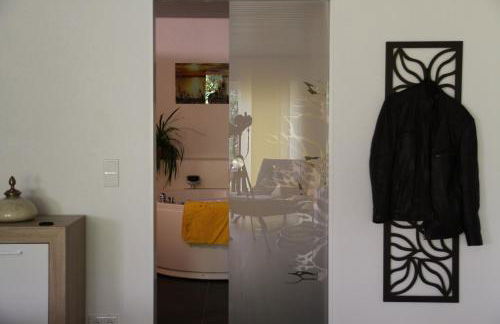 Apartment mit Burgblick im Grünen, Familie Held - Foto 13