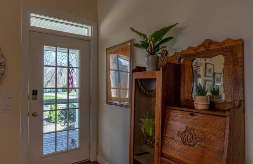 The Maple House Fully Fenced-in Yard! - Foto 15