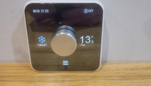 Town Centre Modern 1 Bedroom self-contained Apartment - Foto 3