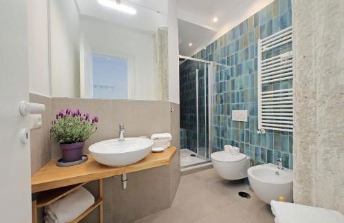 Brand New Modern Apt 2 Stops to Colosseum - Photo 4