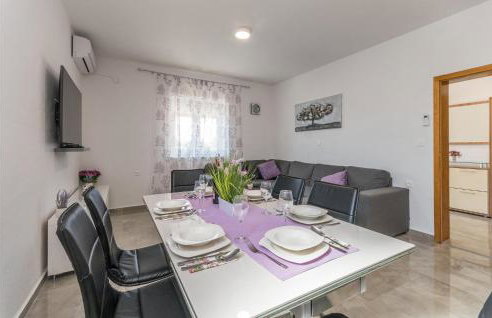 Awesome Apartment In Gornje Rastane - Foto 26