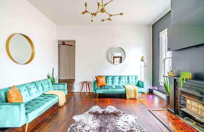 NEW Luxe Pet Friendly Free Parking Downtown - Foto 27