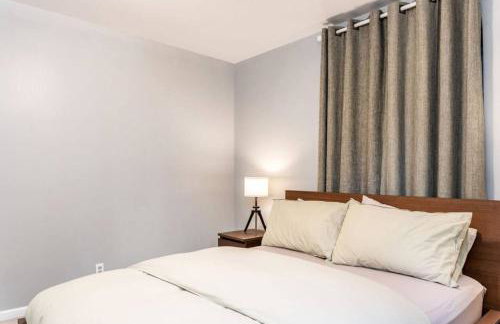 Millcreek Home, Quick Access to Canyons and Skiing - Foto 26