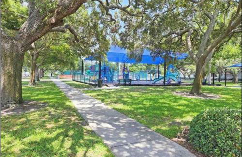 In the Center of Gulfport, Min Away From the Beach! - Foto 13