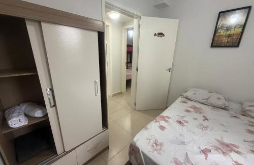 Lindo Ap - CENTRO- piscina, churrasqueira gourmet, maquina lava e seca e wifi roupas cama - Foto 7