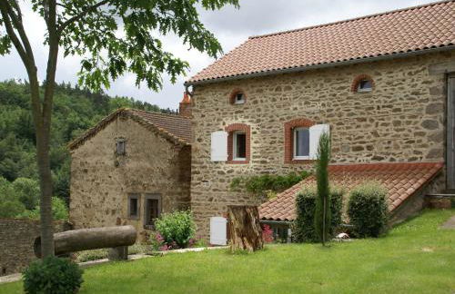 Holiday Home in Saint-Beauzire with Garden and Private Terrace - Foto 17