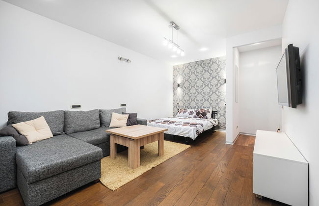 Apartment on Nezavisimosti 74 - Photo 15