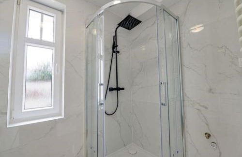 1B Neu renoviert 3 Zi Whg 5 Betten 43,29qm - Foto 6