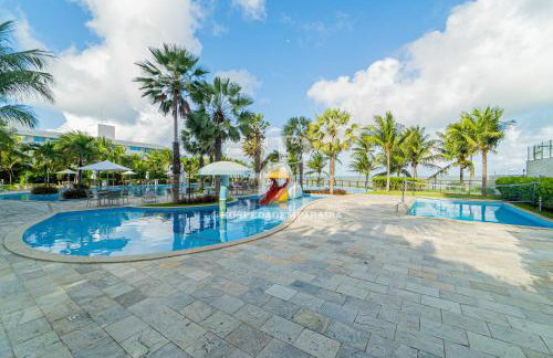 Apartamento a beira-mar com piscina - Foto 49