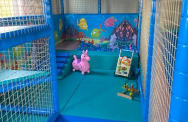 Domki Nad Rozlewiskiem Basen, Małpi Gaj w Świetlicy - Wszystko dla Dzieci - Foto 9