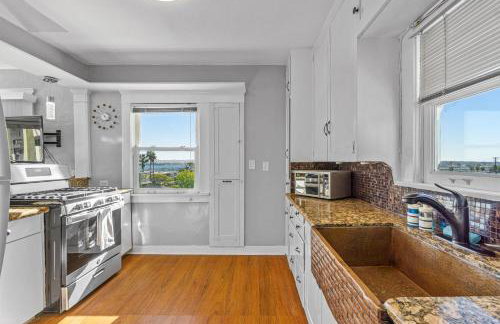 Bankers Hill Hideaway with AC Views and Parking - Foto 20