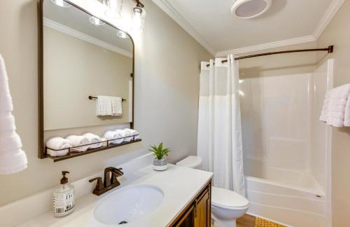 Hot Tub and Fire Pit Suttons Bay Home Near Wineries - Foto 20