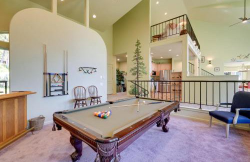 On McKenzie River! Home with Scenic Sunroom - Foto 7