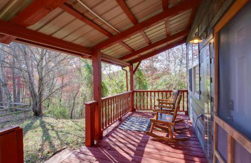 Modern-Rustic Love Cabin in Cosby Deck and Grill - Foto 25