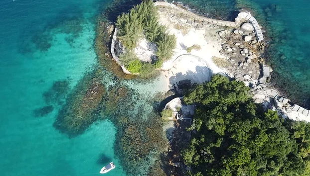 Ilha duas Irmãs, uma das ilhas que veremos do Mirante do Camorim