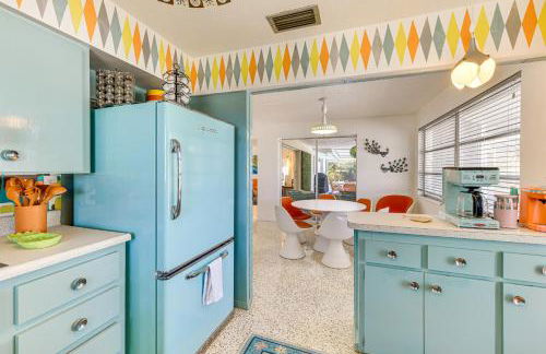Lanai and Pet Friendly! Retro-Chic Sarasota Home! - Foto 11