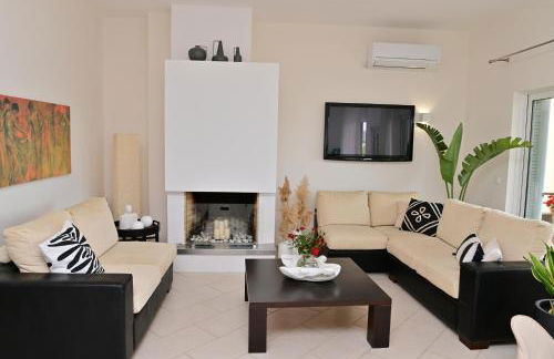 Elia Seaside Villa, Amazing 2-Story Eco Pool House! - Foto 63