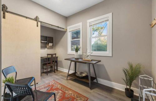 Convenient 2BR Near Convention & Hospitals - Foto 9