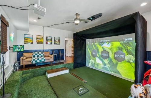 Walk to 12 South and Restaurants with Garage and Golf Simulator - Foto 15