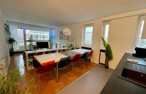 BnGo I Le Spacieux I 12 personnes, 5 chambres, 2 salle de bain, parking privé, WC séparé, Wifi - Foto 38