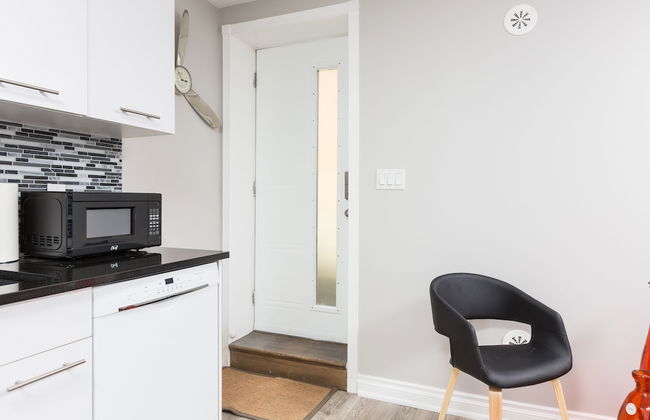 Applewood Suites - Annex Coachhouse Loft - Foto 8