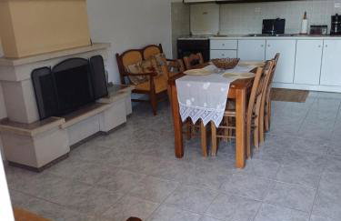 Dimitris House - Photo 27