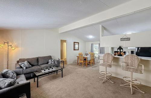 Forest Hideaway • Screened Porch • Grill - Foto 67