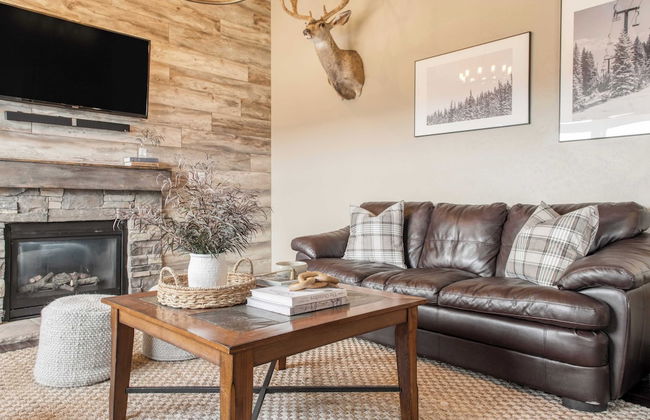 Lucky Bill by Avantstay Lake Views, 15mins to Park City Mtn - Photo 11