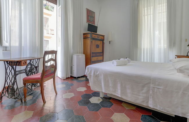 Charming Colosseum - Photo 11