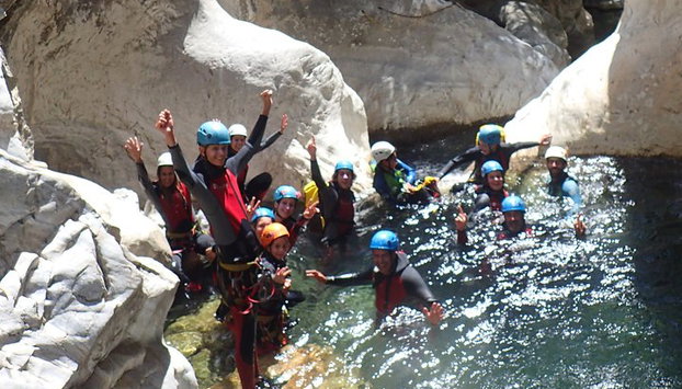 Zarzalones : La Cascada de 21m Barranquismo Cerca de Marbella & Málaga - Foto 5