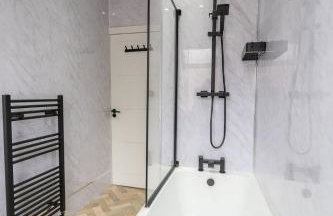 Luxury 1-bed Near MCR Hospital & City Centre - Foto 16