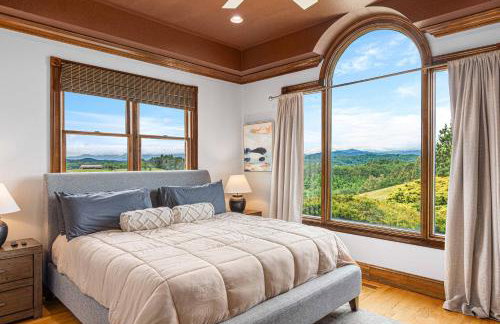 Luxury Getaway Home with Panoramic Views, Pool & Hot Tub! - Foto 22