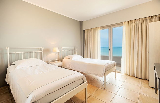 The Mini Beach Hotel - Foto 17