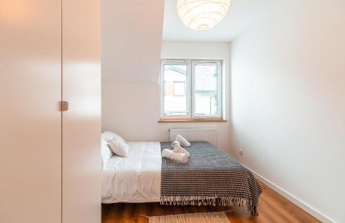 Modlnica Wierzbowa Cosy Apartment by BookingHost - Foto 13